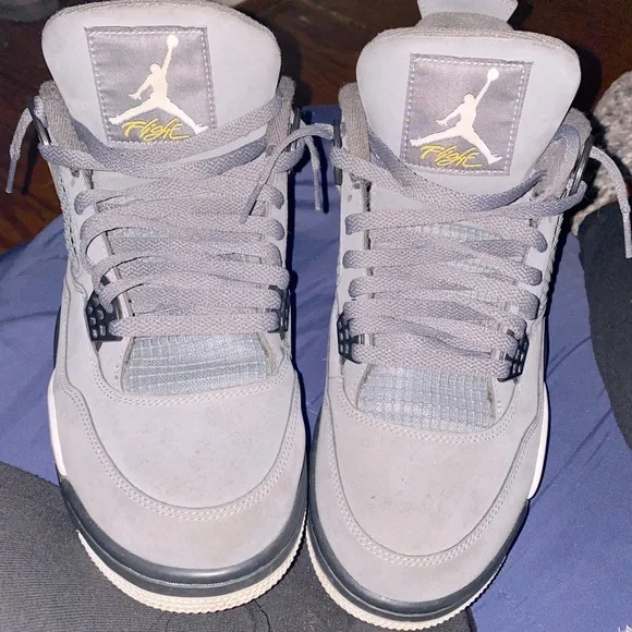 Jordan retro cool grey4 used like new Size 8.5 - Jordan 4 Retro Cool Grey 193149728949| eBay main image 4
